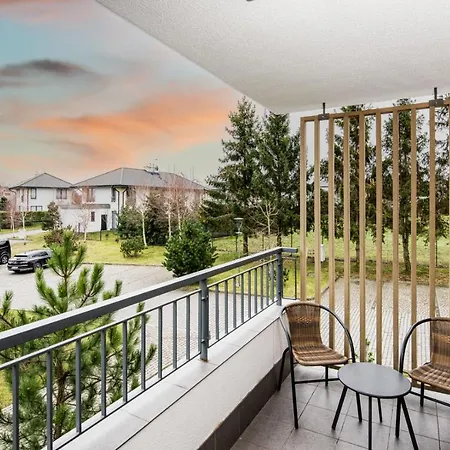 Zachodnia 公寓 尤斯托尼莫斯基